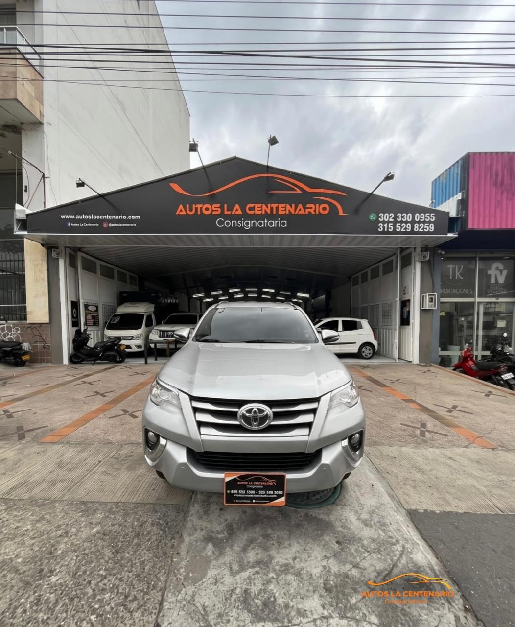 Toyota-FORTUNER  4X2